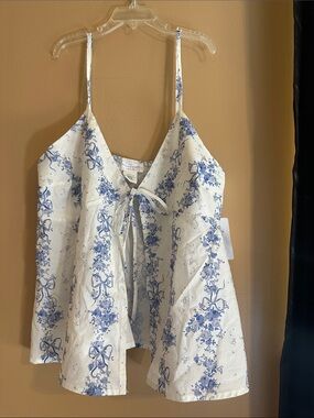 Altar'd State White and Blue Floral Tie-Front Camisole